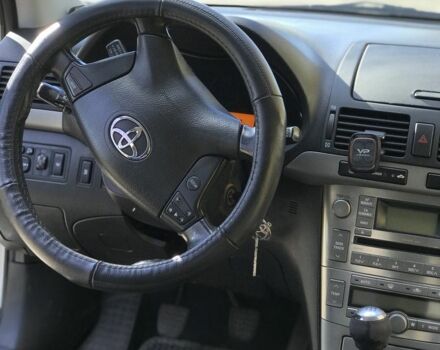Серый Тойота Авенсис, объемом двигателя 2 л и пробегом 270 тыс. км за 7100 $, фото 19 на Automoto.ua