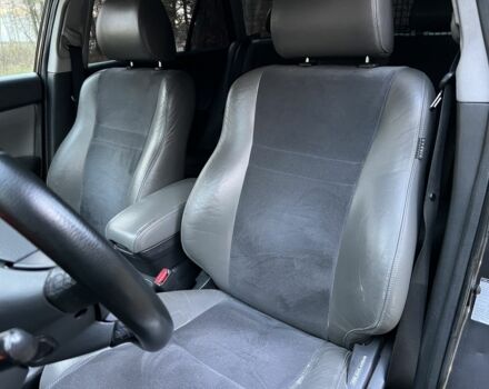 Серый Тойота Авенсис, объемом двигателя 1.8 л и пробегом 315 тыс. км за 5900 $, фото 7 на Automoto.ua