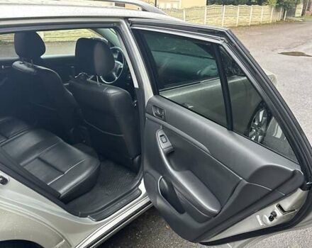 Серый Тойота Авенсис, объемом двигателя 2 л и пробегом 337 тыс. км за 6200 $, фото 19 на Automoto.ua