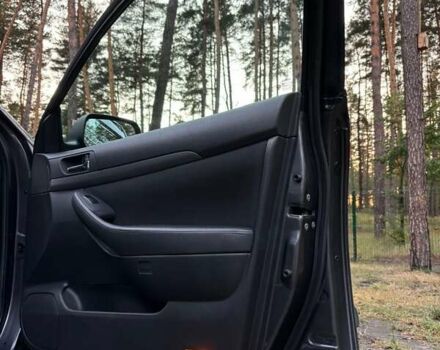 Серый Тойота Авенсис, объемом двигателя 1.79 л и пробегом 218 тыс. км за 7000 $, фото 15 на Automoto.ua