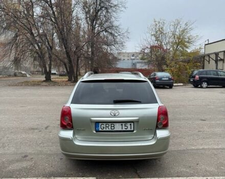 Серый Тойота Авенсис, объемом двигателя 2.2 л и пробегом 300 тыс. км за 3400 $, фото 4 на Automoto.ua