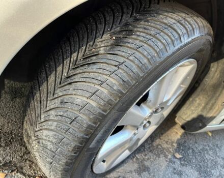 Серый Тойота Авенсис, объемом двигателя 0 л и пробегом 280 тыс. км за 2700 $, фото 15 на Automoto.ua