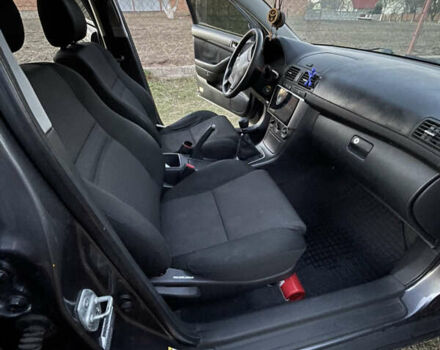 Серый Тойота Авенсис, объемом двигателя 2 л и пробегом 312 тыс. км за 6000 $, фото 20 на Automoto.ua