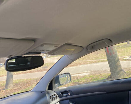 Серый Тойота Авенсис, объемом двигателя 2 л и пробегом 260 тыс. км за 6500 $, фото 20 на Automoto.ua