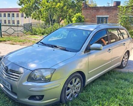 Серый Тойота Авенсис, объемом двигателя 2 л и пробегом 290 тыс. км за 6000 $, фото 1 на Automoto.ua