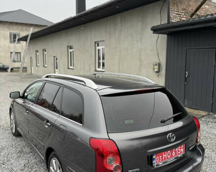 Серый Тойота Авенсис, объемом двигателя 2 л и пробегом 194 тыс. км за 7800 $, фото 7 на Automoto.ua