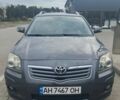 Серый Тойота Авенсис, объемом двигателя 1.99 л и пробегом 292 тыс. км за 7700 $, фото 1 на Automoto.ua