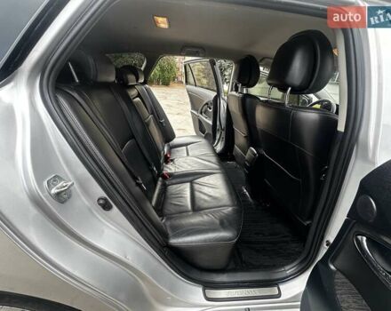 Серый Тойота Авенсис, объемом двигателя 2 л и пробегом 243 тыс. км за 7999 $, фото 31 на Automoto.ua