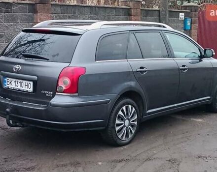 Серый Тойота Авенсис, объемом двигателя 2.2 л и пробегом 285 тыс. км за 5350 $, фото 7 на Automoto.ua