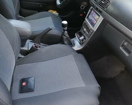 Сірий Тойота Авенсіс, об'ємом двигуна 2.2 л та пробігом 260 тис. км за 8500 $, фото 13 на Automoto.ua