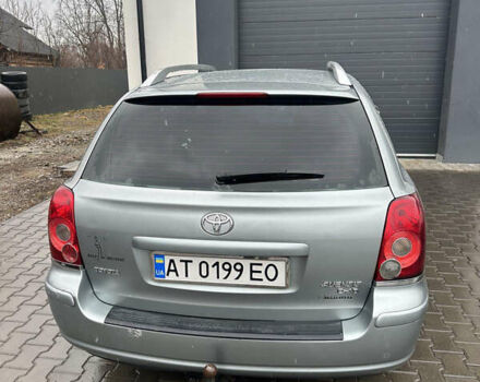 Серый Тойота Авенсис, объемом двигателя 2 л и пробегом 302 тыс. км за 5200 $, фото 2 на Automoto.ua