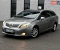 Сірий Тойота Авенсіс, об'ємом двигуна 2 л та пробігом 262 тис. км за 7800 $, фото 1 на Automoto.ua