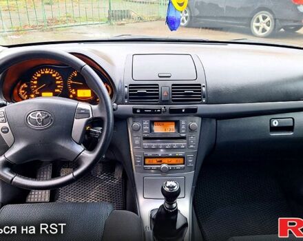 Серый Тойота Авенсис, объемом двигателя 2.2 л и пробегом 270 тыс. км за 6499 $, фото 4 на Automoto.ua