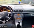 Серый Тойота Авенсис, объемом двигателя 2.2 л и пробегом 270 тыс. км за 6499 $, фото 4 на Automoto.ua