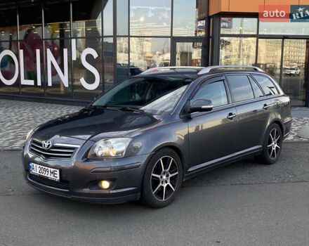 Серый Тойота Авенсис, объемом двигателя 2.2 л и пробегом 256 тыс. км за 6650 $, фото 1 на Automoto.ua