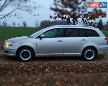 Серый Тойота Авенсис, объемом двигателя 2.2 л и пробегом 198 тыс. км за 2696 $, фото 8 на Automoto.ua