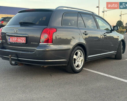 Серый Тойота Авенсис, объемом двигателя 1.8 л и пробегом 232 тыс. км за 7350 $, фото 12 на Automoto.ua