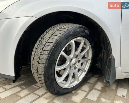 Сірий Тойота Авенсіс, об'ємом двигуна 2 л та пробігом 281 тис. км за 8300 $, фото 17 на Automoto.ua