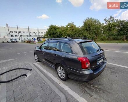 Сірий Тойота Авенсіс, об'ємом двигуна 2 л та пробігом 251 тис. км за 6350 $, фото 5 на Automoto.ua