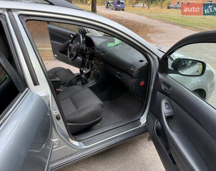 Серый Тойота Авенсис, объемом двигателя 1.8 л и пробегом 232 тыс. км за 6200 $, фото 13 на Automoto.ua