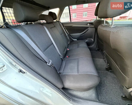Серый Тойота Авенсис, объемом двигателя 1.79 л и пробегом 224 тыс. км за 8199 $, фото 71 на Automoto.ua