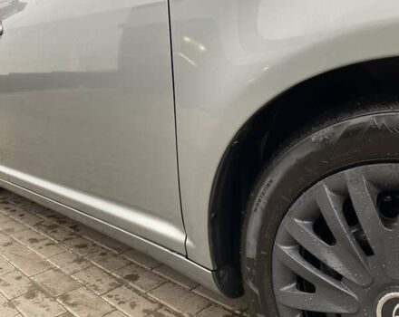 Серый Тойота Авенсис, объемом двигателя 1.8 л и пробегом 222 тыс. км за 6700 $, фото 11 на Automoto.ua