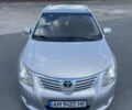 Серый Тойота Авенсис, объемом двигателя 2 л и пробегом 230 тыс. км за 7800 $, фото 2 на Automoto.ua