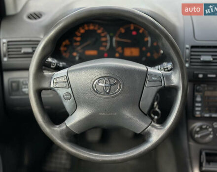 Сірий Тойота Авенсіс, об'ємом двигуна 2 л та пробігом 290 тис. км за 6500 $, фото 32 на Automoto.ua