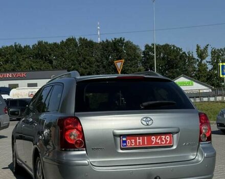Сірий Тойота Авенсіс, об'ємом двигуна 1.8 л та пробігом 204 тис. км за 7900 $, фото 1 на Automoto.ua