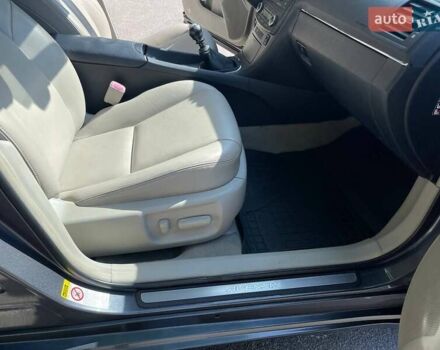 Серый Тойота Авенсис, объемом двигателя 2.23 л и пробегом 295 тыс. км за 8195 $, фото 8 на Automoto.ua