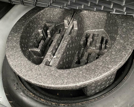 Серый Тойота Авенсис, объемом двигателя 1.8 л и пробегом 222 тыс. км за 6700 $, фото 20 на Automoto.ua