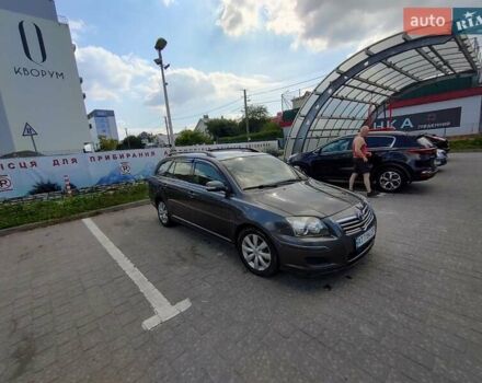 Сірий Тойота Авенсіс, об'ємом двигуна 2 л та пробігом 251 тис. км за 6350 $, фото 2 на Automoto.ua