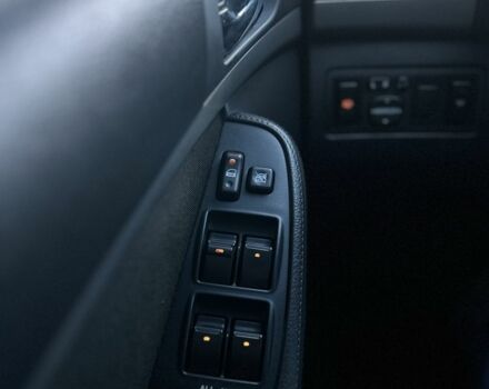 Серый Тойота Авенсис, объемом двигателя 2.2 л и пробегом 312 тыс. км за 6800 $, фото 4 на Automoto.ua