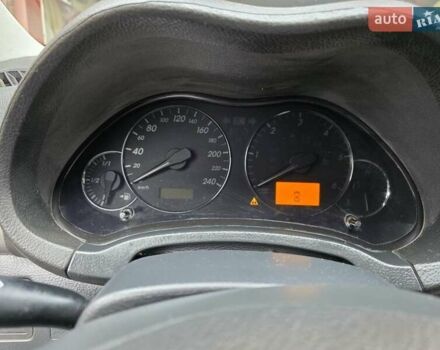 Серый Тойота Авенсис, объемом двигателя 2.23 л и пробегом 242 тыс. км за 7500 $, фото 6 на Automoto.ua