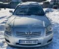 Серый Тойота Авенсис, объемом двигателя 2.2 л и пробегом 229 тыс. км за 6700 $, фото 1 на Automoto.ua