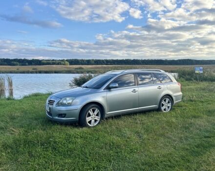 Серый Тойота Авенсис, объемом двигателя 2.2 л и пробегом 312 тыс. км за 6800 $, фото 2 на Automoto.ua