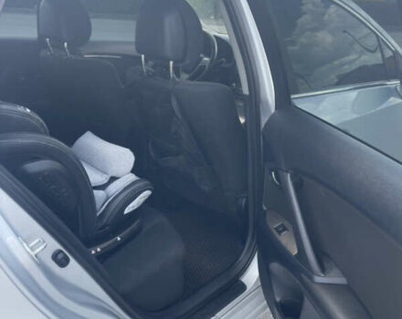 Серый Тойота Авенсис, объемом двигателя 2 л и пробегом 230 тыс. км за 7800 $, фото 14 на Automoto.ua