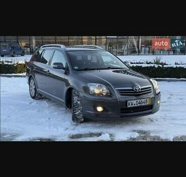 Сірий Тойота Авенсіс, об'ємом двигуна 2 л та пробігом 240 тис. км за 7200 $, фото 9 на Automoto.ua