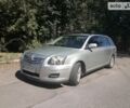 Сірий Тойота Авенсіс, об'ємом двигуна 2 л та пробігом 350 тис. км за 6400 $, фото 1 на Automoto.ua
