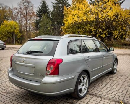 Серый Тойота Авенсис, объемом двигателя 2 л и пробегом 340 тыс. км за 3200 $, фото 6 на Automoto.ua