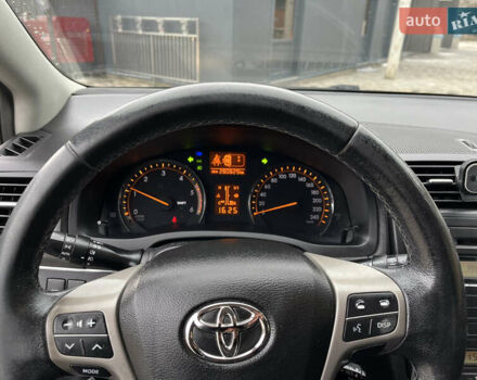Сірий Тойота Авенсіс, об'ємом двигуна 2 л та пробігом 281 тис. км за 8300 $, фото 34 на Automoto.ua