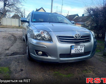 Серый Тойота Авенсис, объемом двигателя 2.2 л и пробегом 273 тыс. км за 7800 $, фото 2 на Automoto.ua