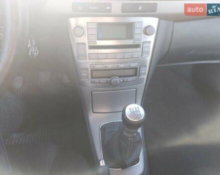 Серый Тойота Авенсис, объемом двигателя 2.23 л и пробегом 259 тыс. км за 7200 $, фото 13 на Automoto.ua