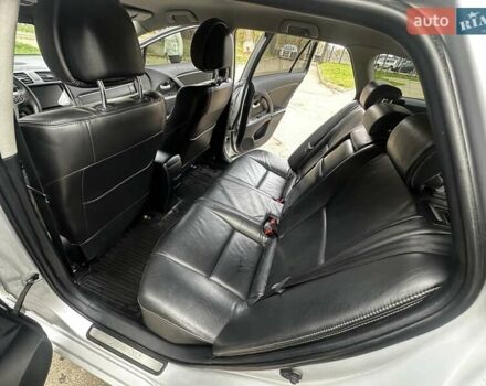 Серый Тойота Авенсис, объемом двигателя 2 л и пробегом 243 тыс. км за 7999 $, фото 28 на Automoto.ua