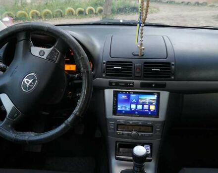 Сірий Тойота Авенсіс, об'ємом двигуна 2.2 л та пробігом 260 тис. км за 8500 $, фото 17 на Automoto.ua