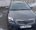 Сірий Тойота Авенсіс, об'ємом двигуна 2.2 л та пробігом 180 тис. км за 7600 $, фото 1 на Automoto.ua