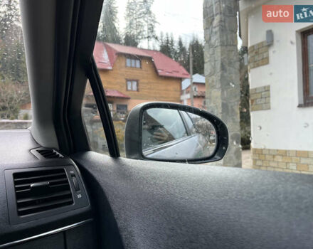 Сірий Тойота Авенсіс, об'ємом двигуна 2 л та пробігом 281 тис. км за 8300 $, фото 25 на Automoto.ua