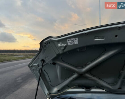 Серый Тойота Авенсис, объемом двигателя 1.79 л и пробегом 224 тыс. км за 8199 $, фото 78 на Automoto.ua