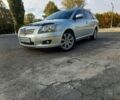 Серый Тойота Авенсис, объемом двигателя 2 л и пробегом 200 тыс. км за 7000 $, фото 1 на Automoto.ua
