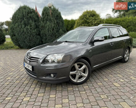 Серый Тойота Авенсис, объемом двигателя 2.2 л и пробегом 228 тыс. км за 7000 $, фото 2 на Automoto.ua